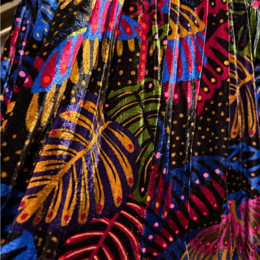 NEW FARM Rio Midnight Island Black Velvet Tropical Jumpsuit, M - Picture 8 of 14